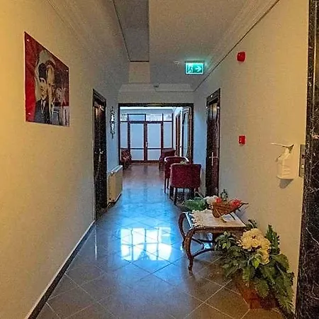 Sare Szálloda 3*